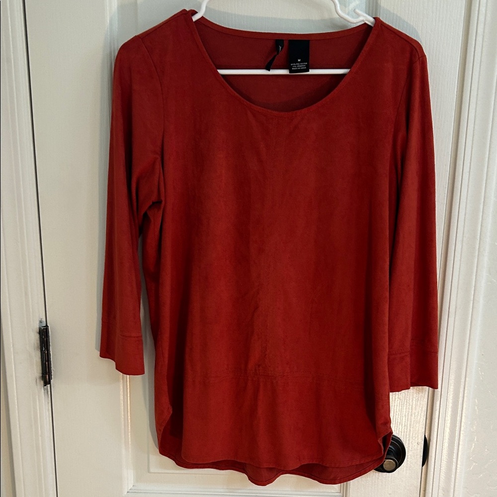 New Directions burnt orange colored super soft suede like Long Sleeve Top